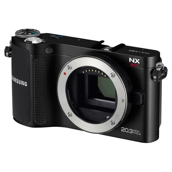 NX200 20.3 Megapixel Compact System Camera- image 6